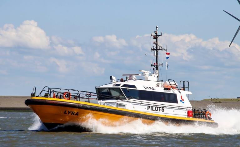 LYRA PILOTS